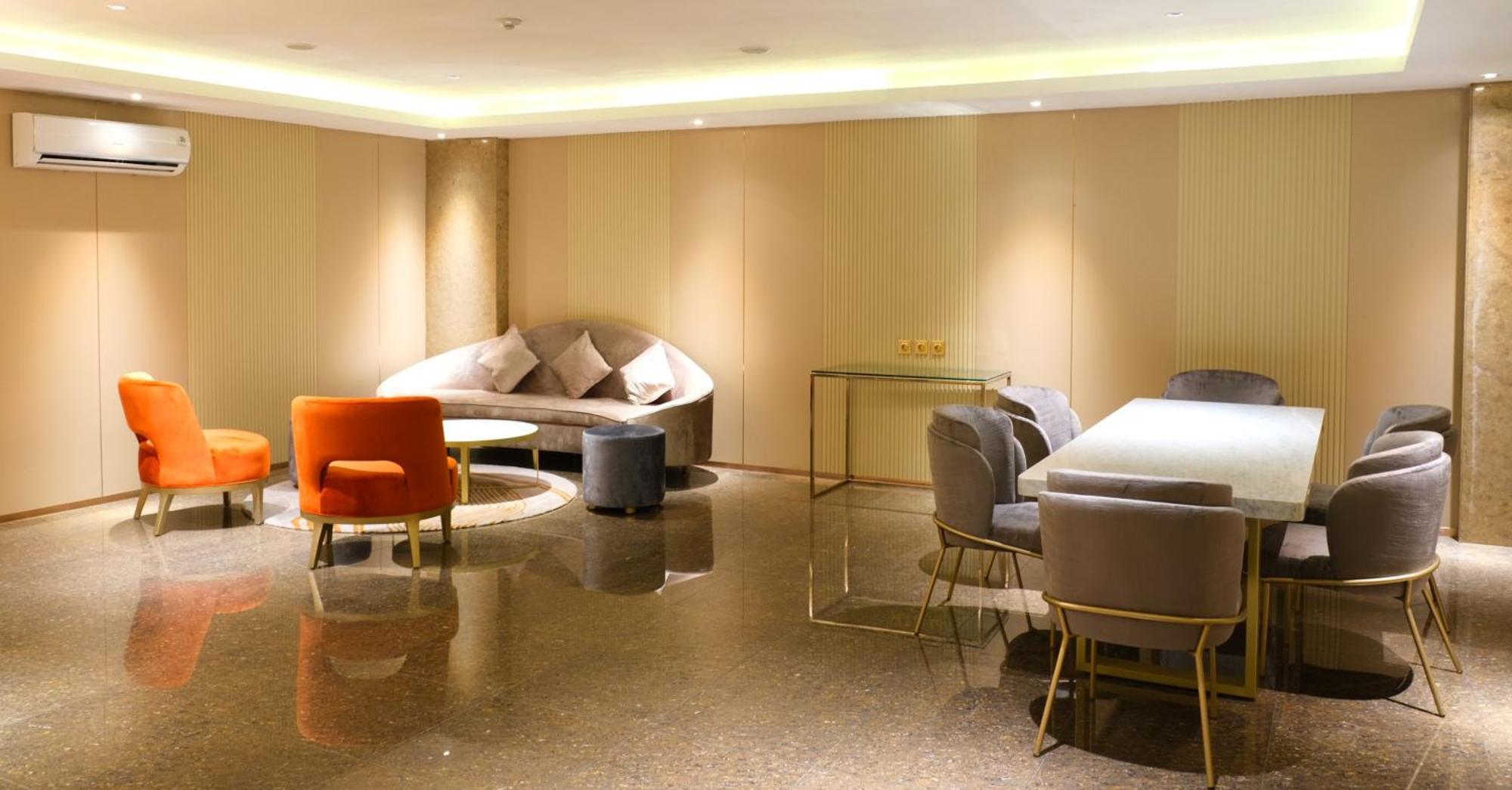 Pentacity Hotel Balikpapan Eksteriør billede