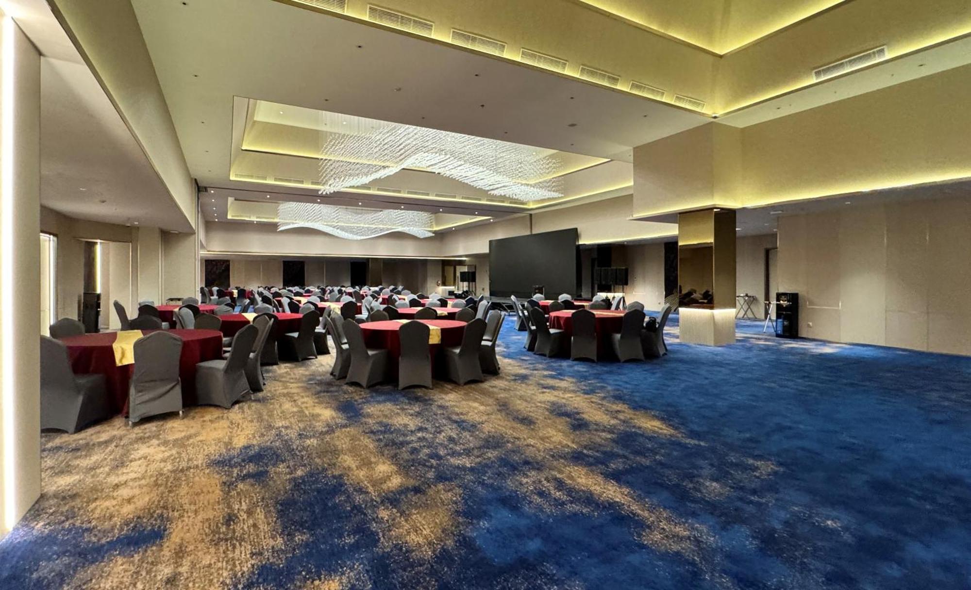 Pentacity Hotel Balikpapan Eksteriør billede